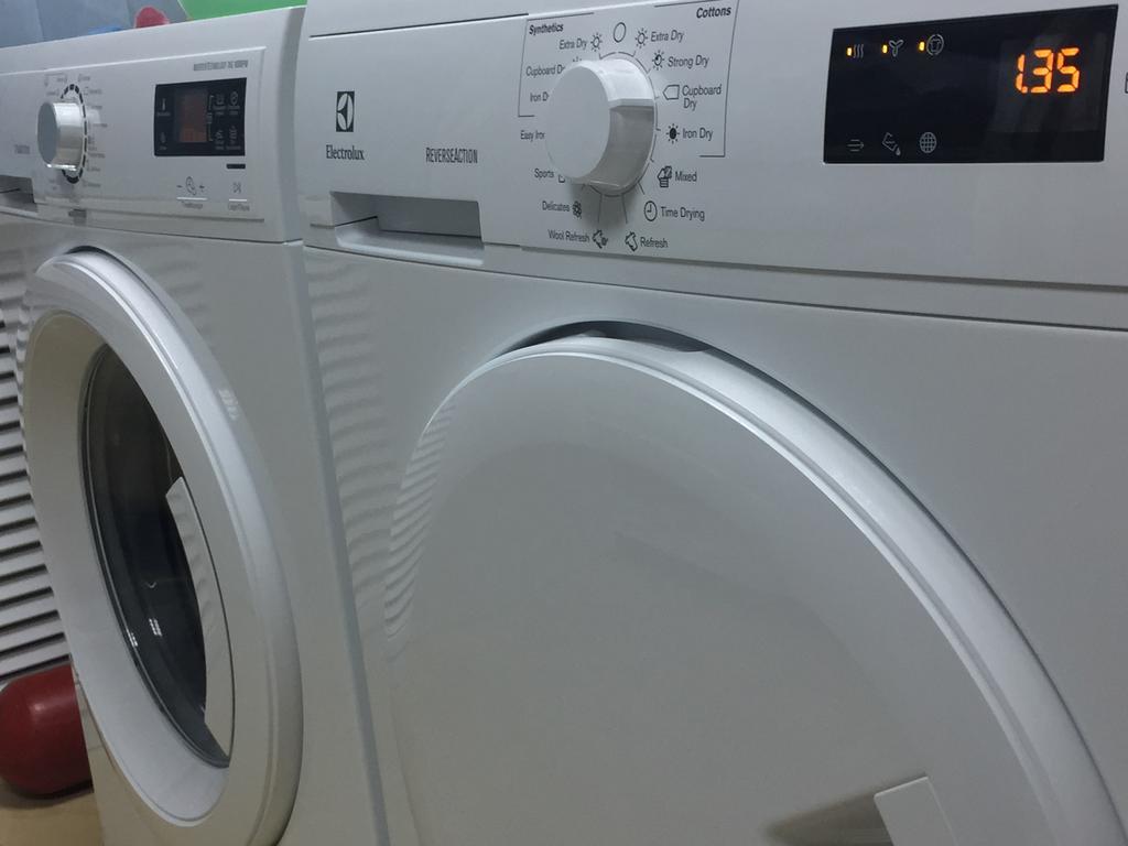 Westend Hostel キエフ エクステリア 写真
