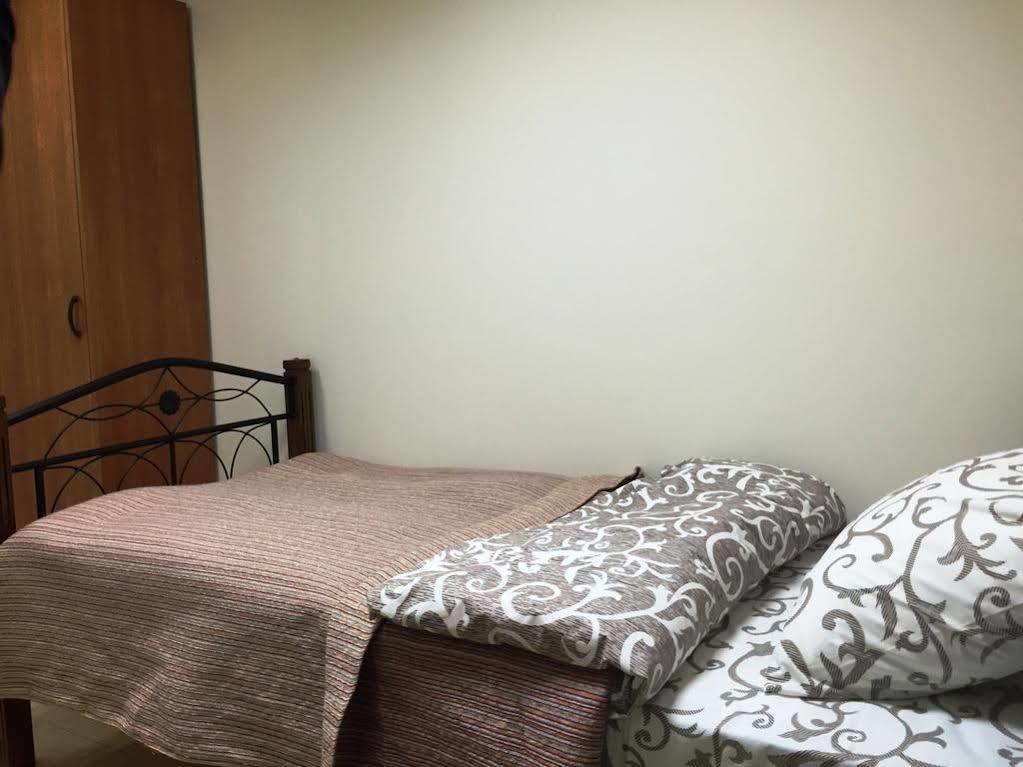 Westend Hostel キエフ エクステリア 写真