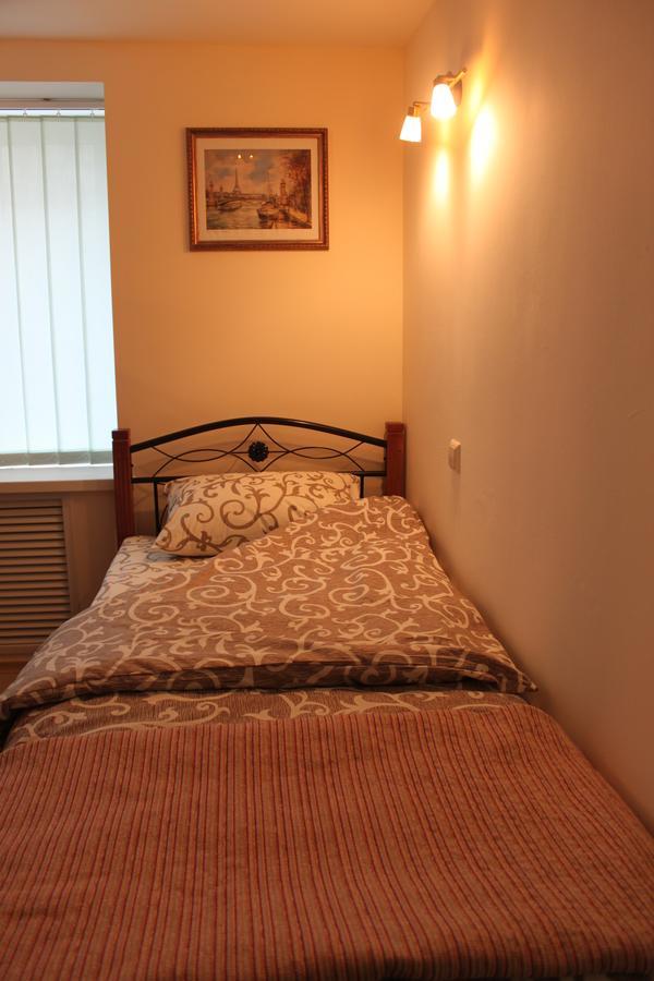 Westend Hostel キエフ エクステリア 写真